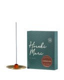 Hōseki mari — szczotkowana podstawa z mosiądzu Ø10,16 cm z ręcznie polerowaną kulą z kamienia karneolu do medytacji, jogi i codziennych rytuałów